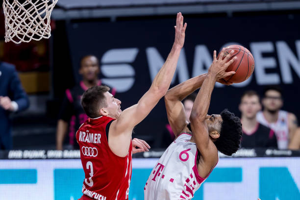 赛事的激烈 赛事的激烈