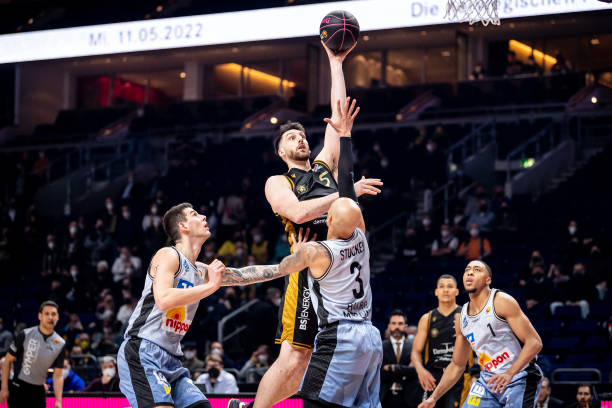 充满压力 充满压力