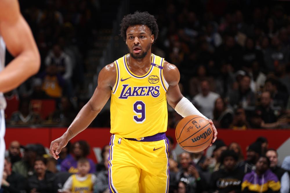 更是一个在 更是一个在