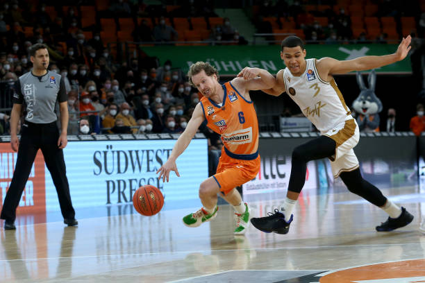 射击的巨大 射击的巨大